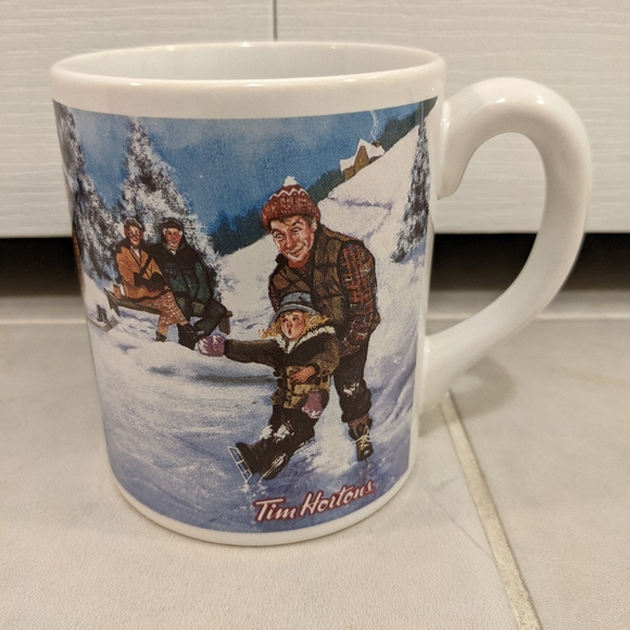 Tim Hortons Christmas Mug Skating Pond - Picture 1 of 8